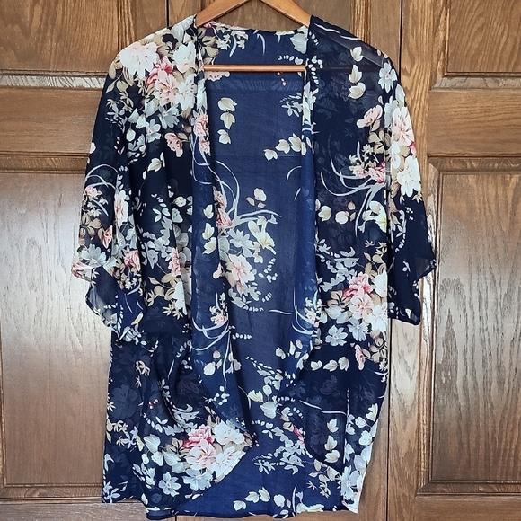 Jackets & Blazers - Floral Kimono Blue Flowered Pattern OS